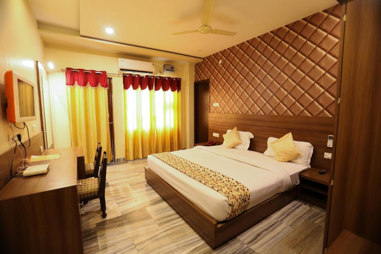 Hotel Vishwanath Varanasi Exterior foto